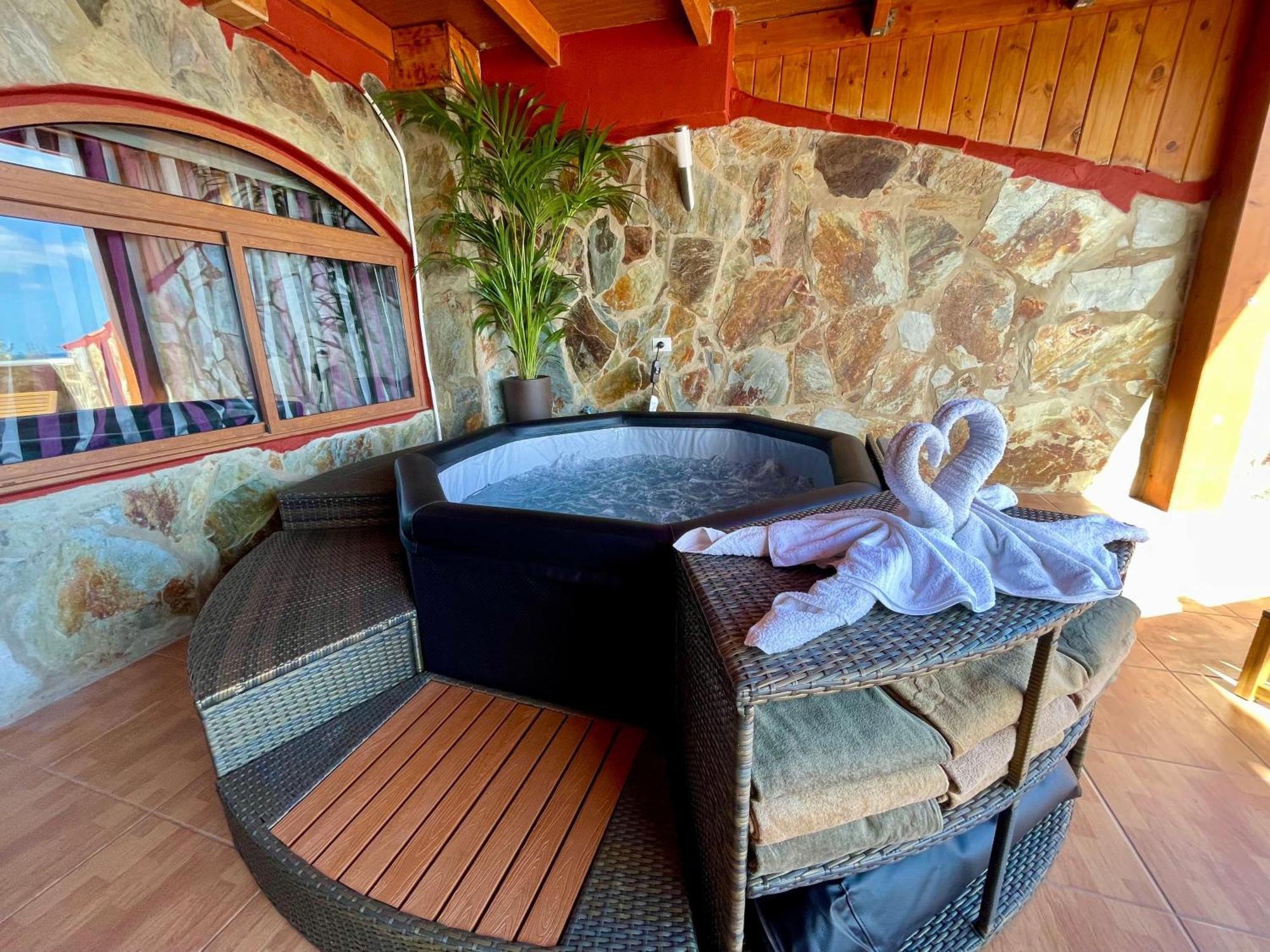 Chabela'S Seaview Penthouse & Spa Лахита Экстерьер фото